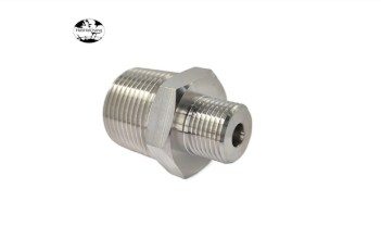 Non-standard CNC precision machining Reducer adapter Stainless steel hollow stud